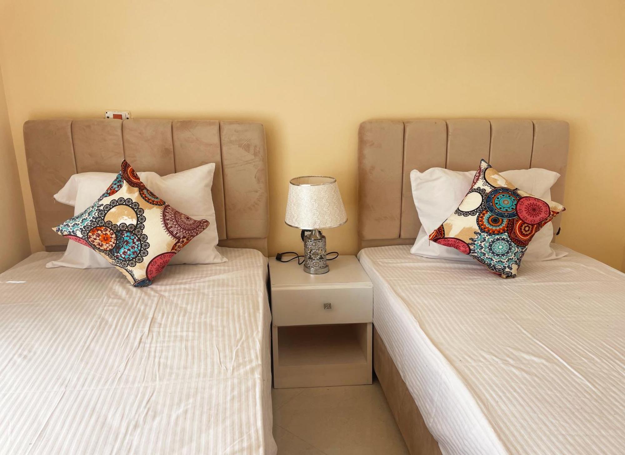 Karima House Hotell Luxor Eksteriør bilde