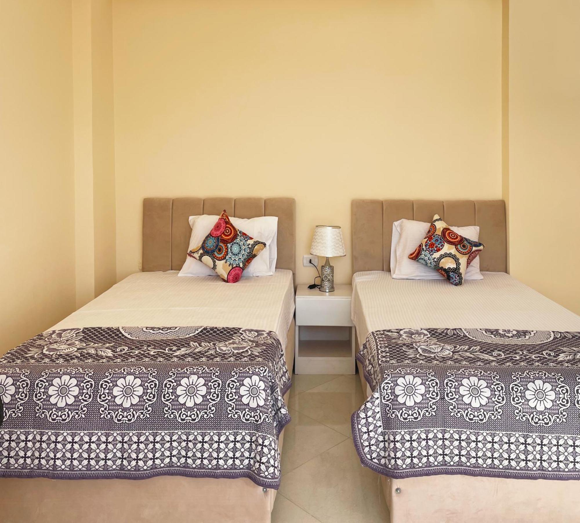 Karima House Hotell Luxor Eksteriør bilde