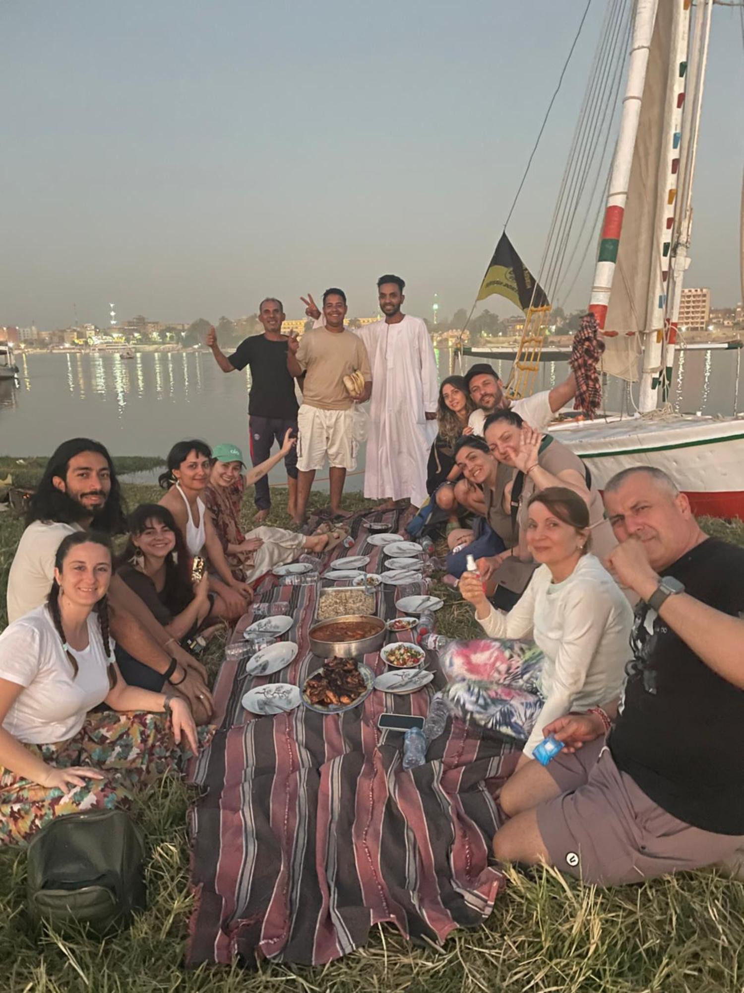 Karima House Hotell Luxor Eksteriør bilde